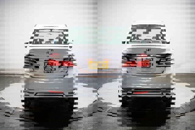 Used 2016 Honda Accord Sport image 3