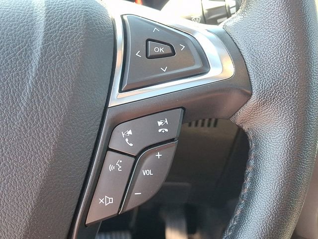 Used 2021 Ford Edge Titanium w/ Equipment Group 301A FWD image 17
