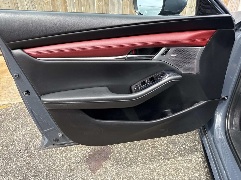 Used 2021 MAZDA MAZDA3 s FWD image 21