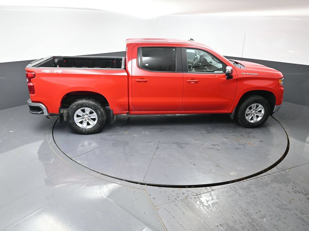 Used 2025 Chevrolet Silverado 1500 LT w/ Work Truck Package AWD/4WD image 15