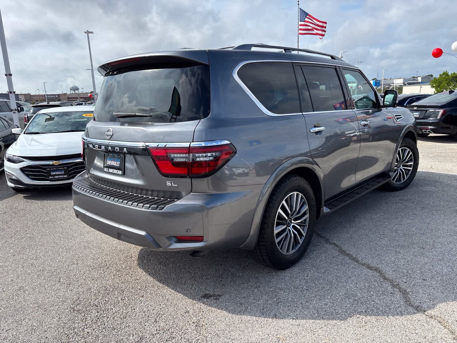 Used 2023 Nissan Armada SL w/ Captain's Chairs Package AWD/4WD image 5