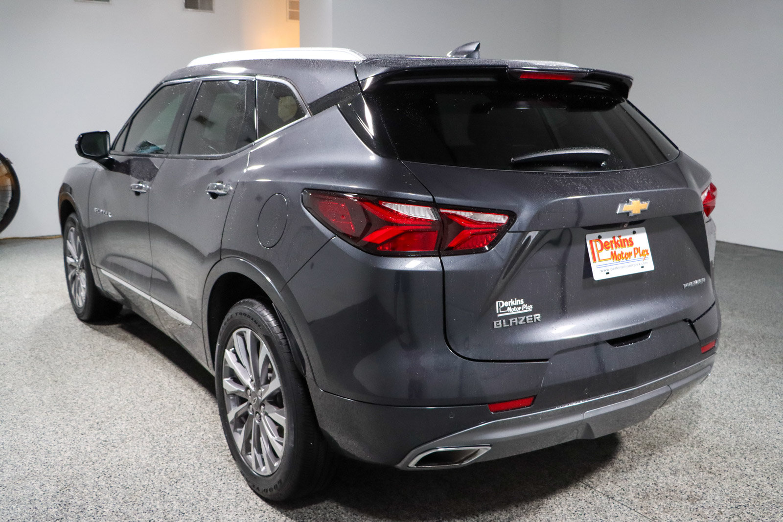 Used 2022 Chevrolet Blazer Premier w/ Enhanced Convenience Package FWD image 9