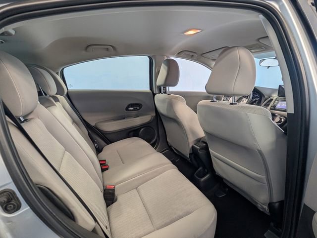 Used 2017 Honda HR-V LX image 12