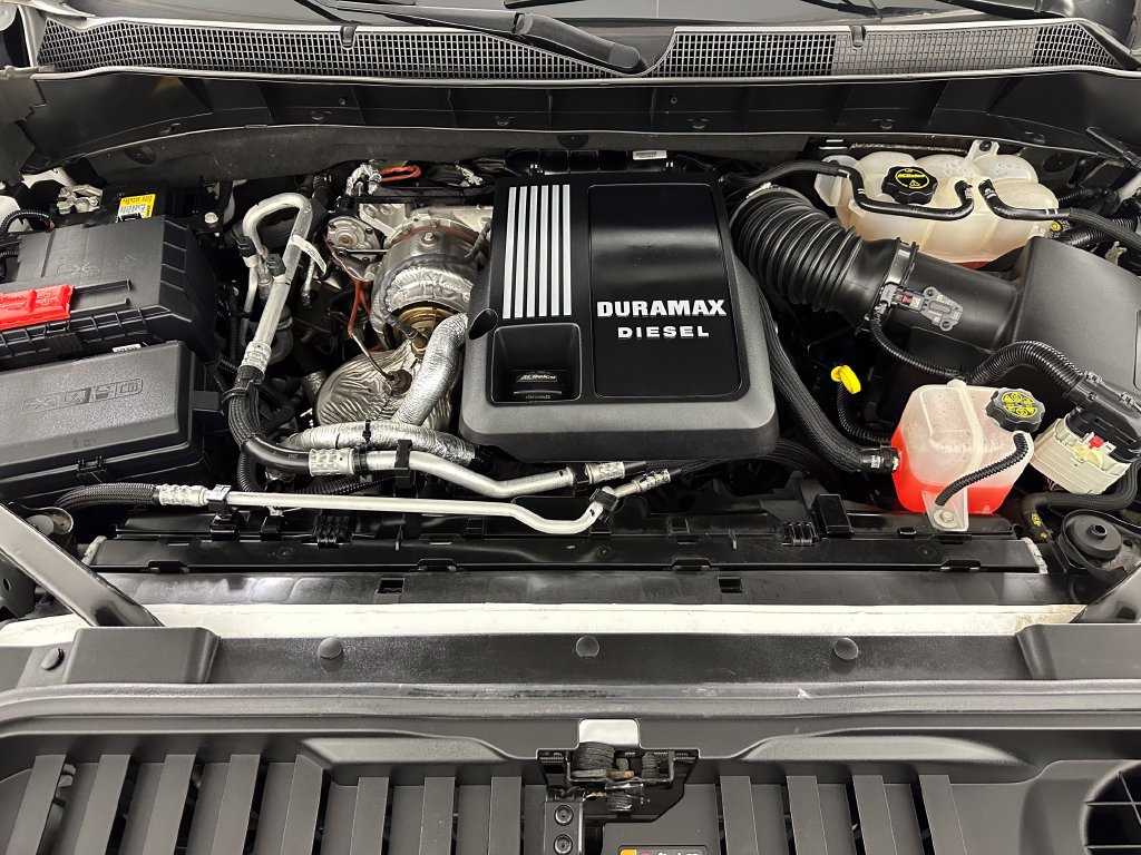 Used 2024 Chevrolet Silverado 1500 RST AWD/4WD image 33