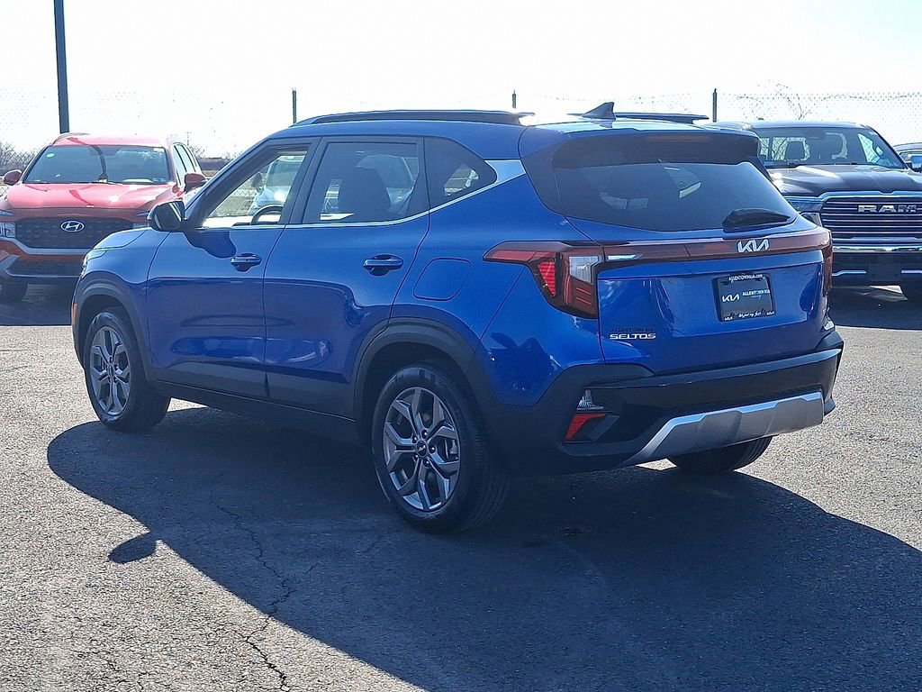 Certified 2024 Kia Seltos S image 4
