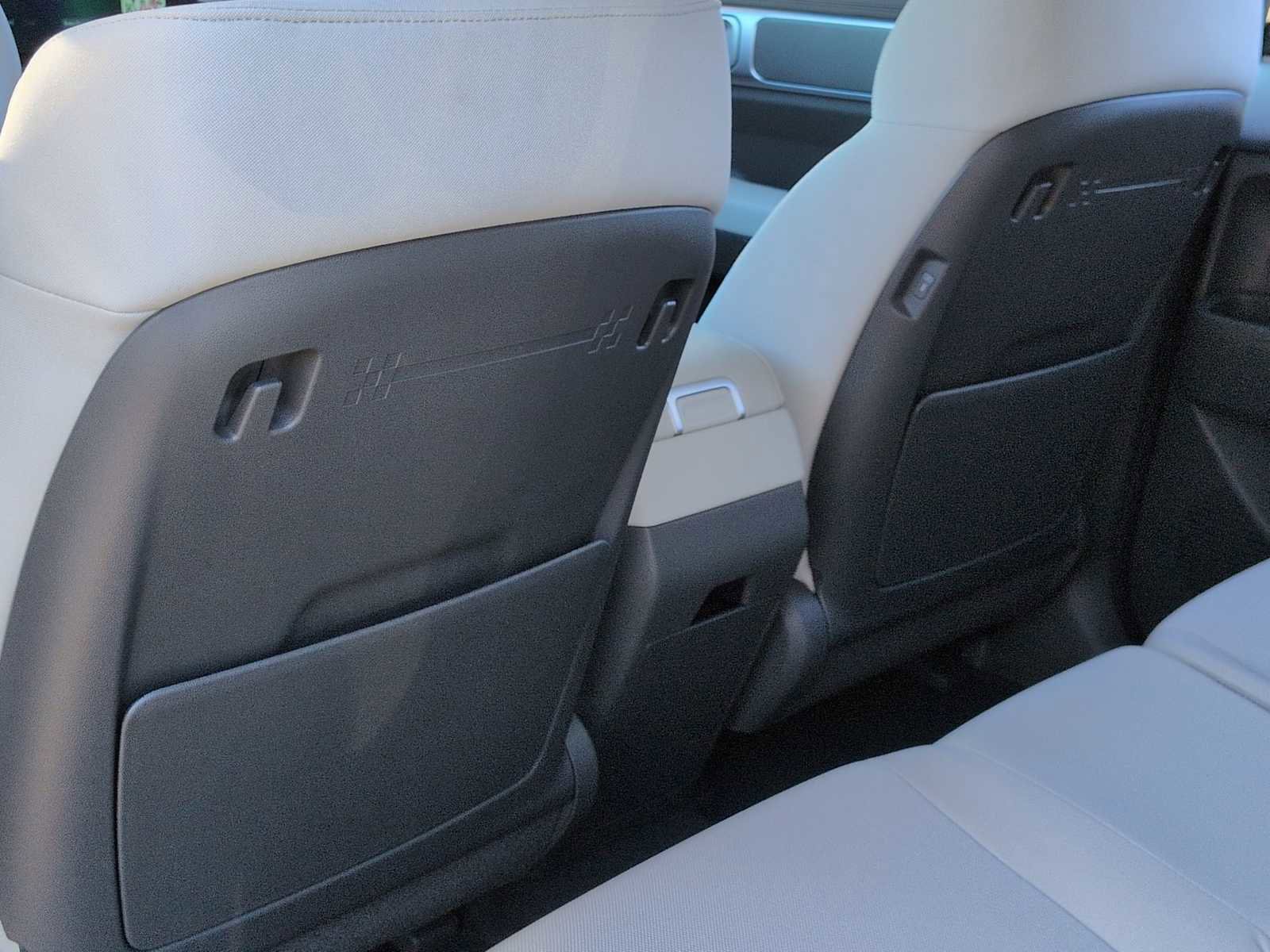 New 2026 Hyundai Santa Fe SE image 18