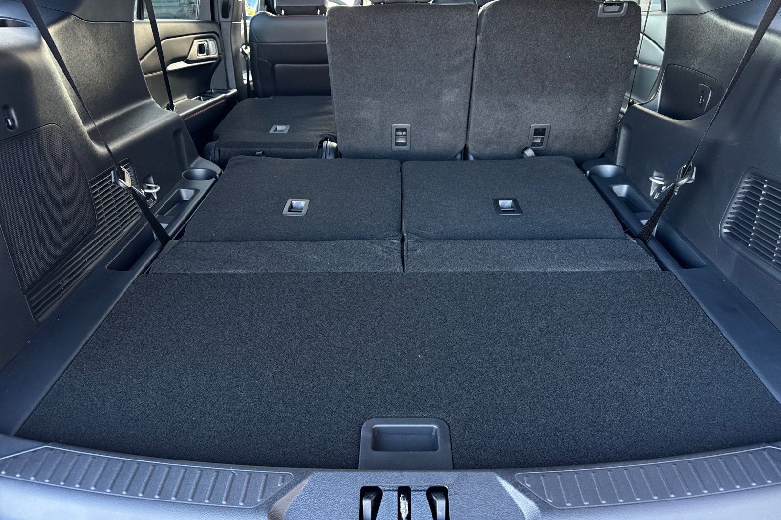 New 2026 Ford Explorer ST w/ Sun And Sound Package AWD/4WD image 18