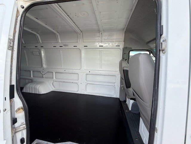Used 2005 Dodge Sprinter 3500 w/ PWR Convenience Group image 11