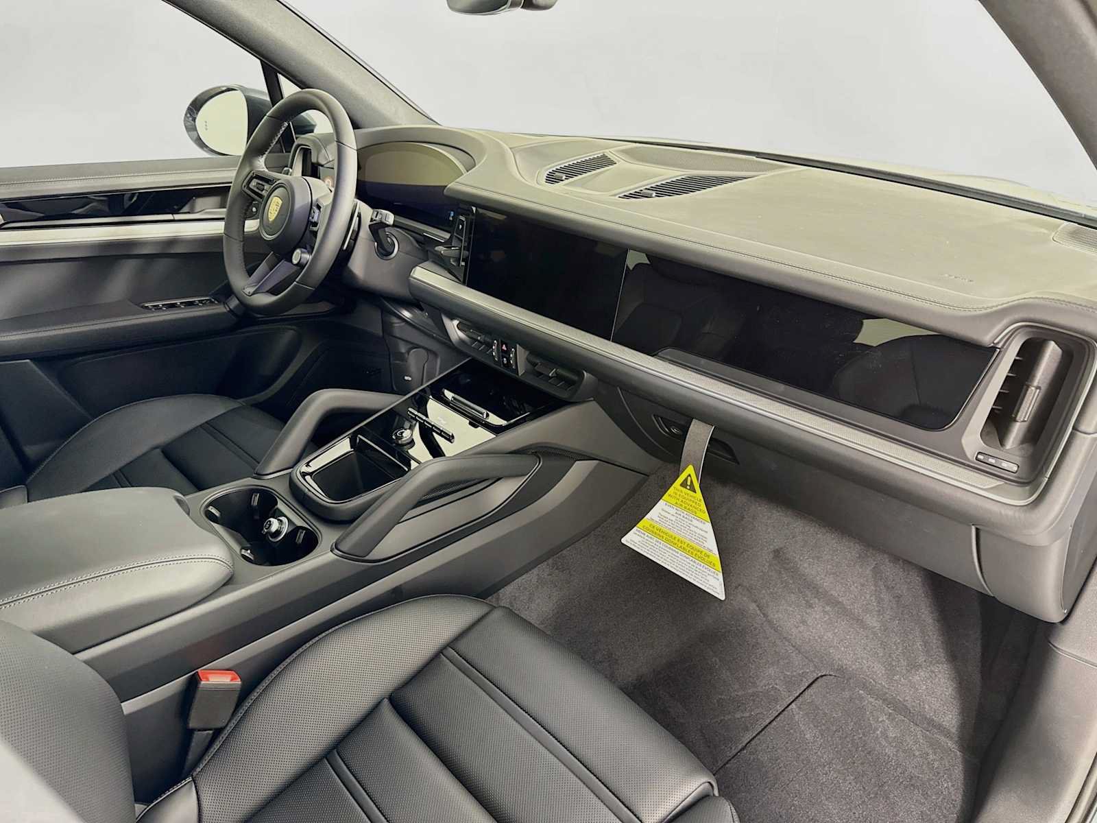 New 2026 Porsche Cayenne AWD/4WD image 30