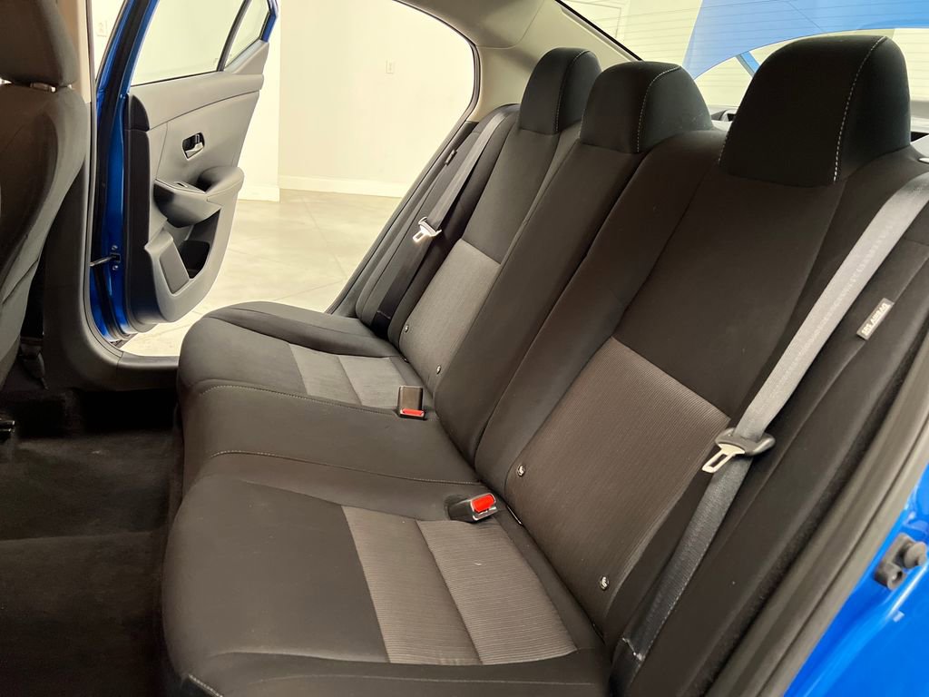 Used 2025 Nissan Sentra SV FWD image 13