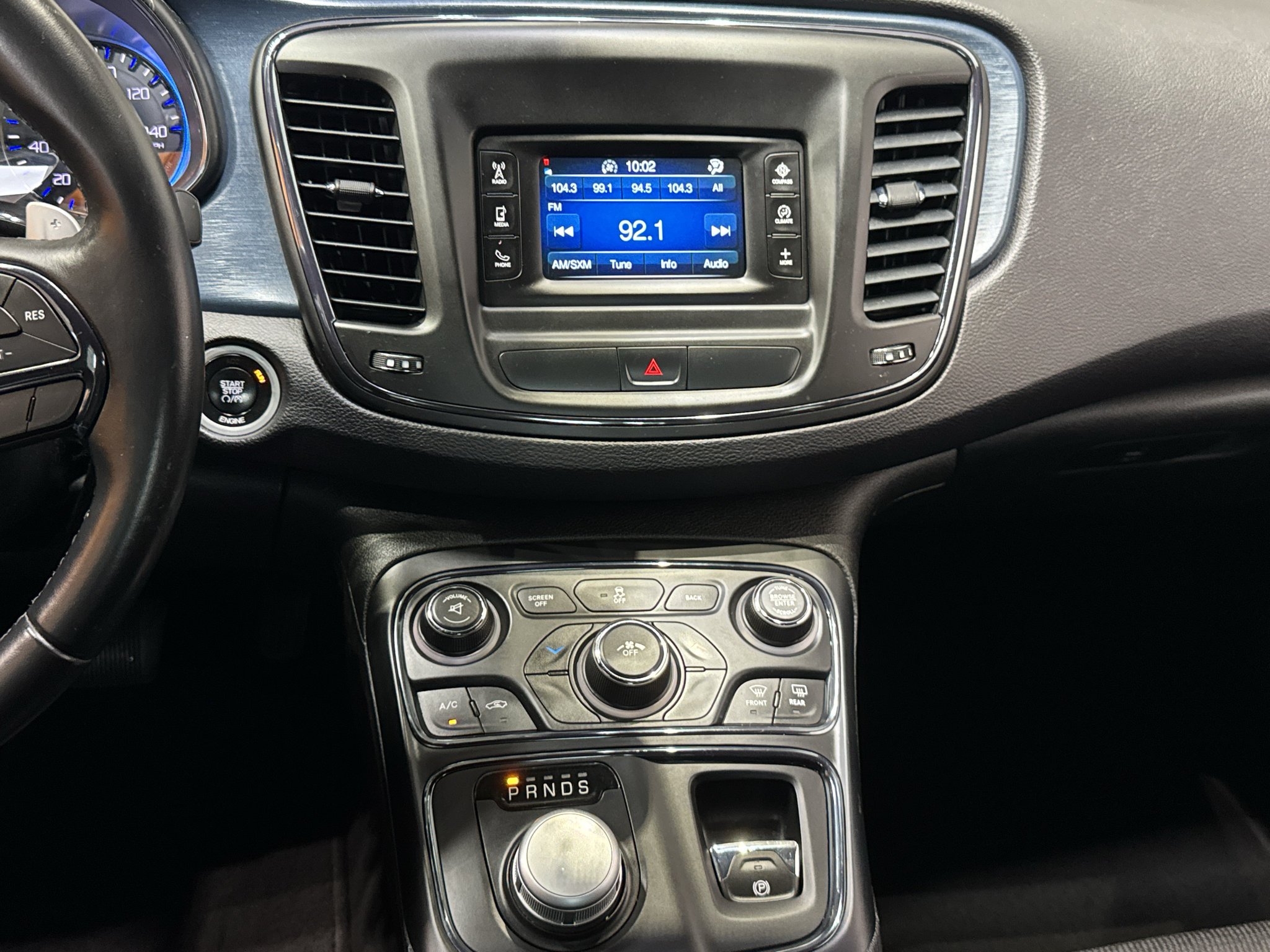 Used 2015 Chrysler 200 S FWD image 25