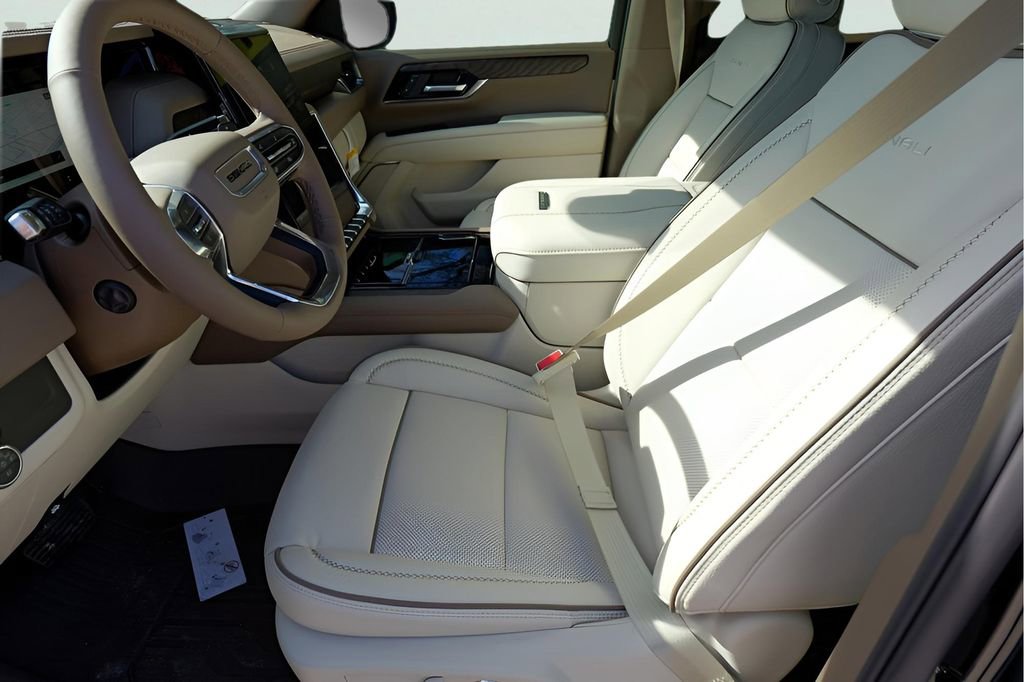 New 2026 GMC Yukon Denali w/ Sun & Power Step Package image 9