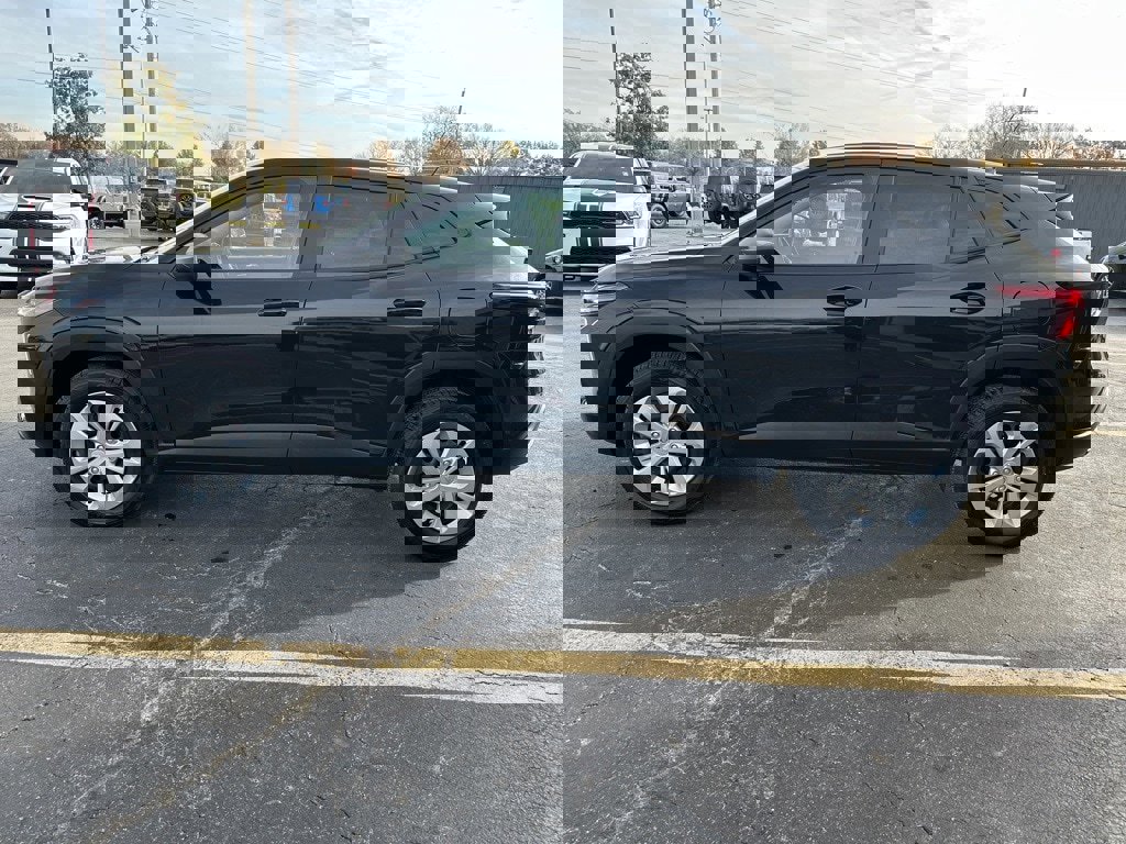 Used 2024 Chevrolet Trax LS image 5