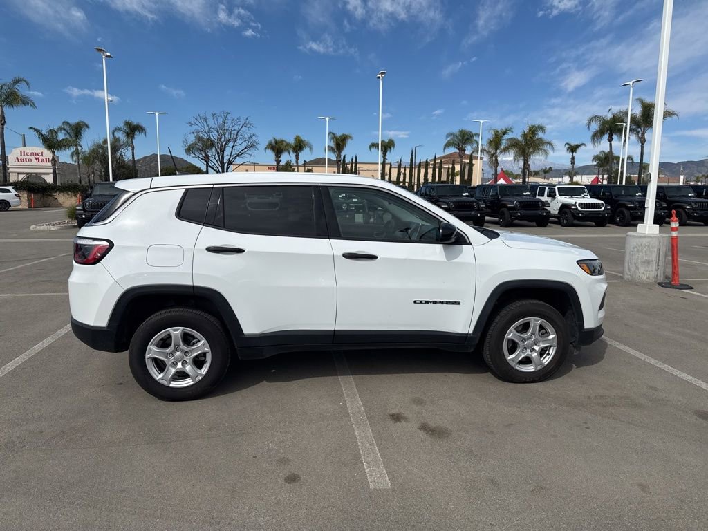 Used 2022 Jeep Compass Sport image 9