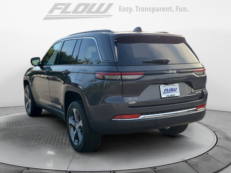 New 2025 Jeep Grand Cherokee Limited image 5