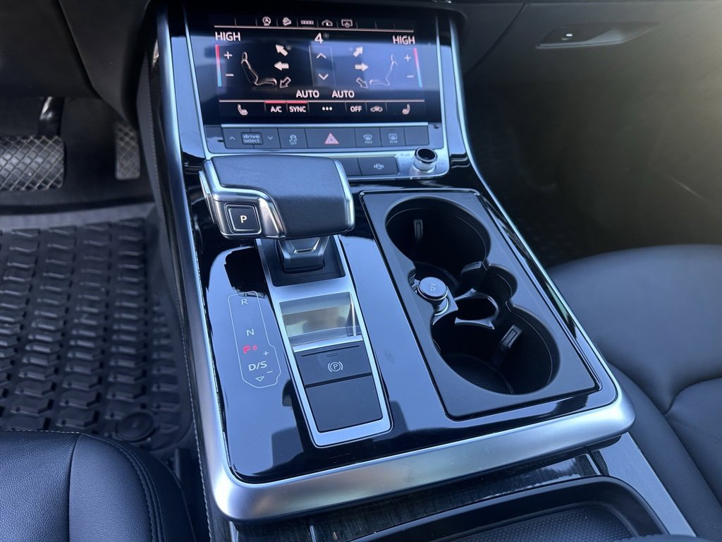 Used 2023 Audi Q7 3.0T Premium Plus w/ Premium Plus Package image 17