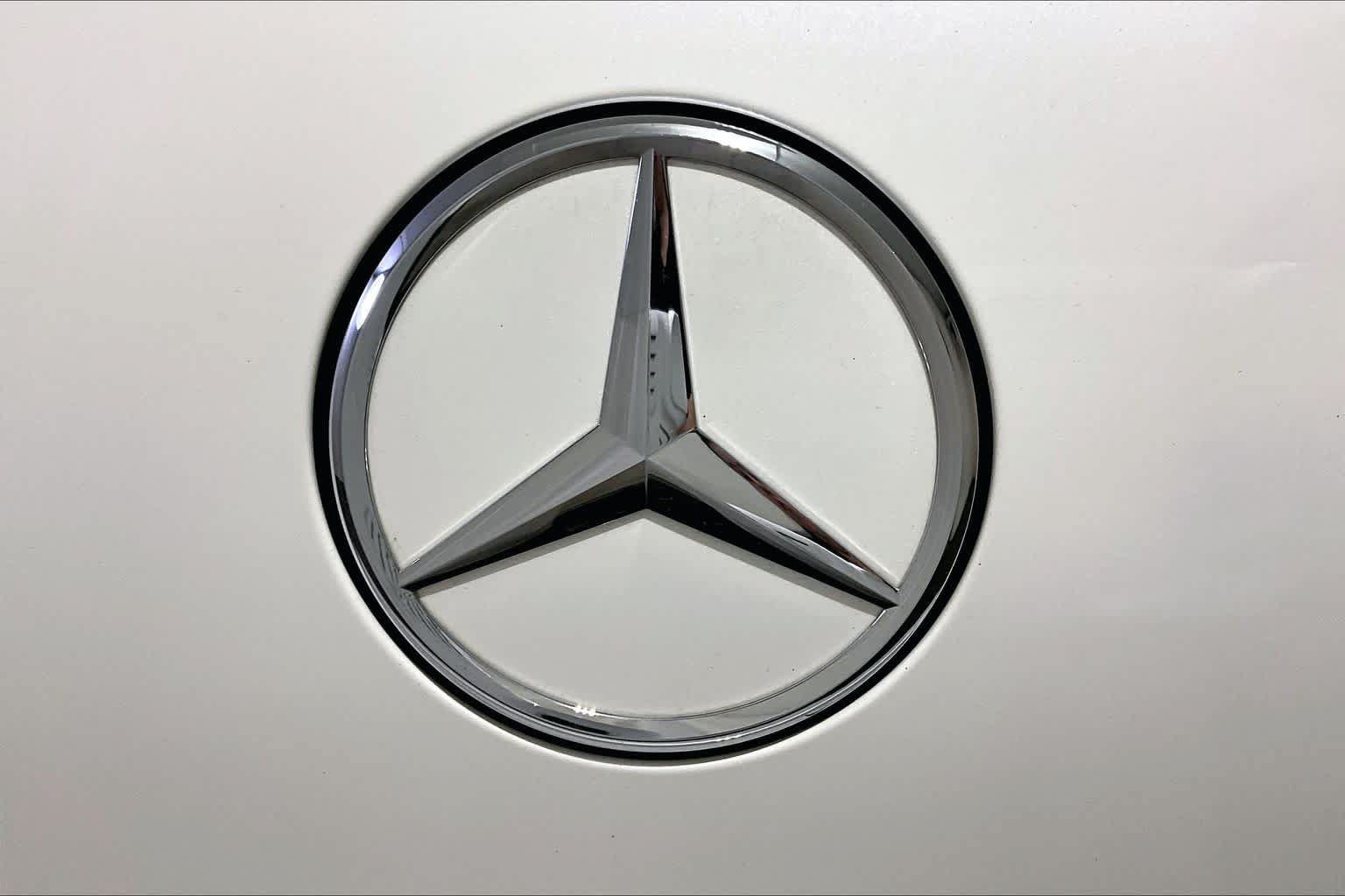 Used 2023 Mercedes-Benz GLC 43 AMG 4MATIC Coupe image 32