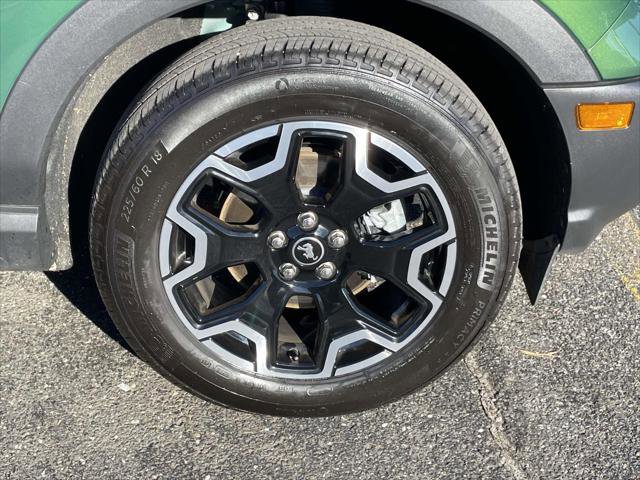 Used 2025 Ford Bronco Sport Outer Banks image 9