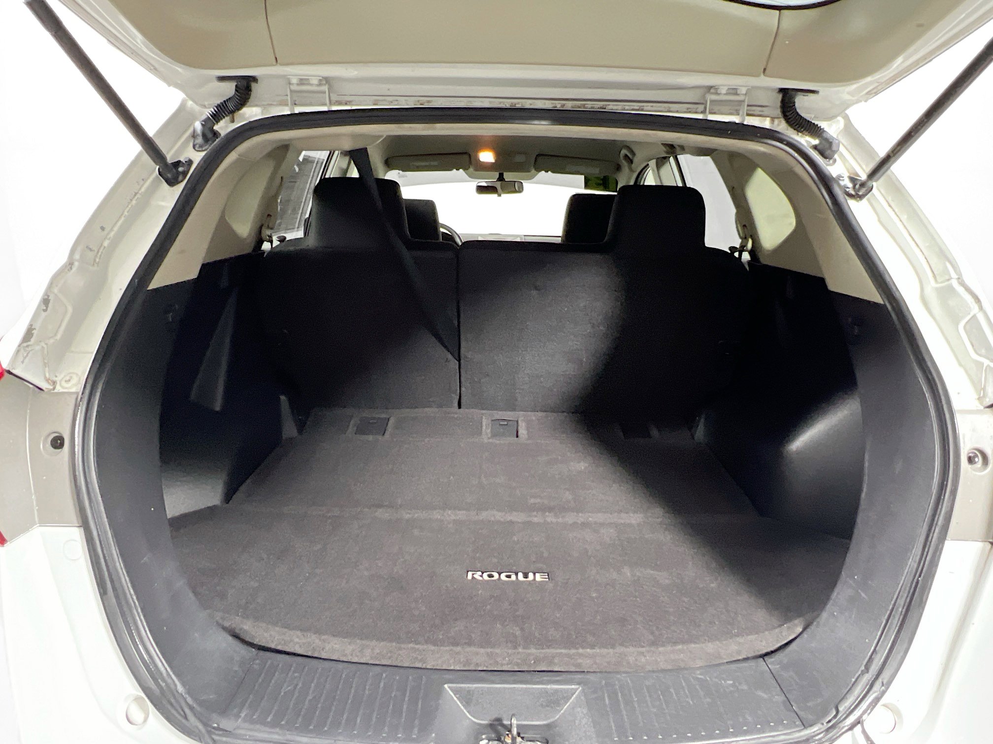 Used 2013 Nissan Rogue S w/ Special Edition Pkg FWD image 34