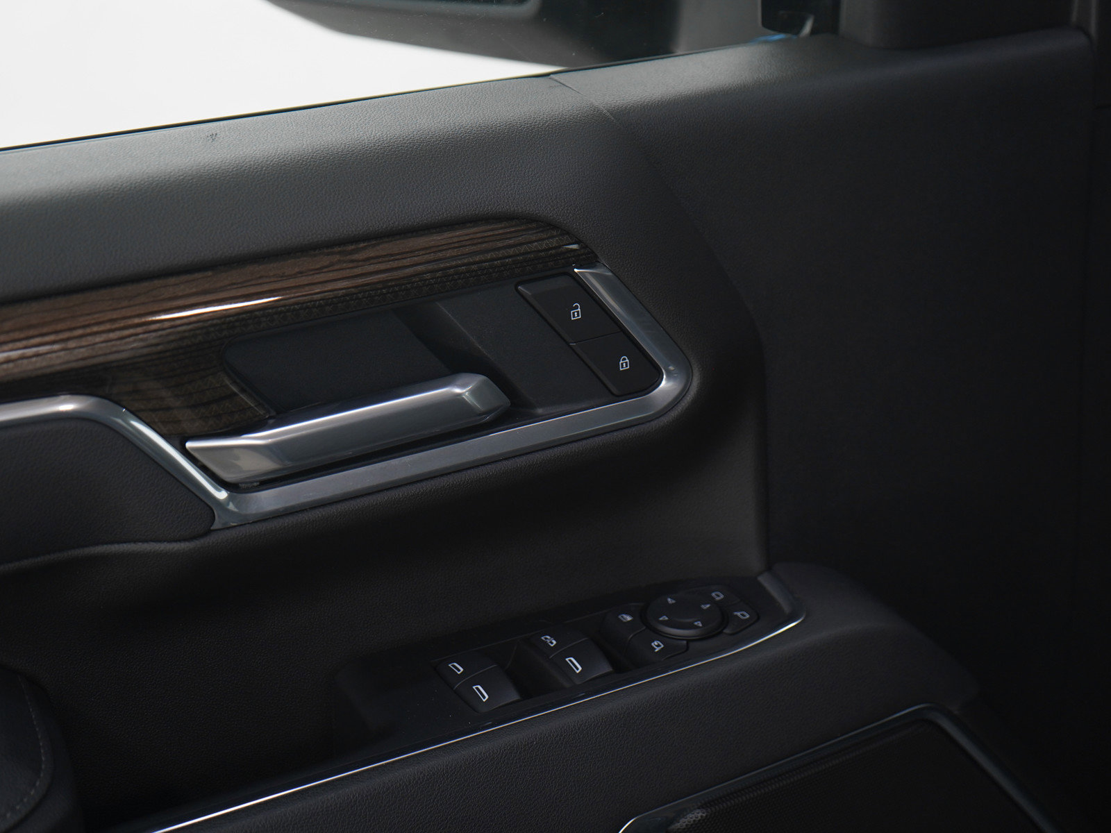 Used 2025 Chevrolet Silverado 2500 LT w/ Trail Boss Package image 22