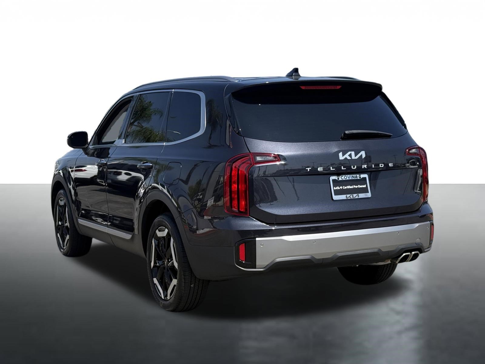 Used 2025 Kia Telluride S image 6
