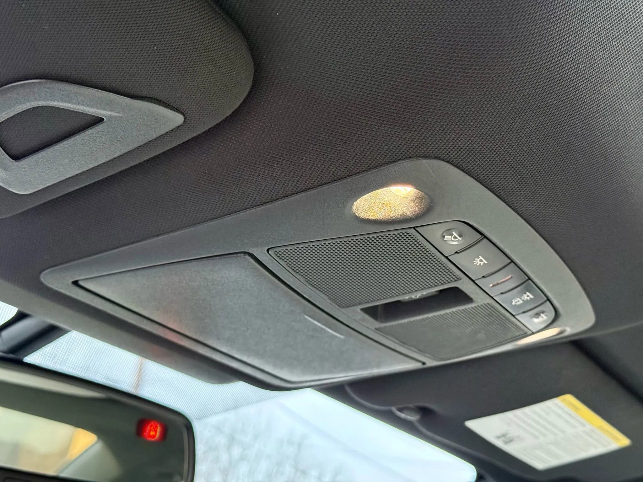 Used 2017 INFINITI Q60 3.0t w/ Cargo Package image 40