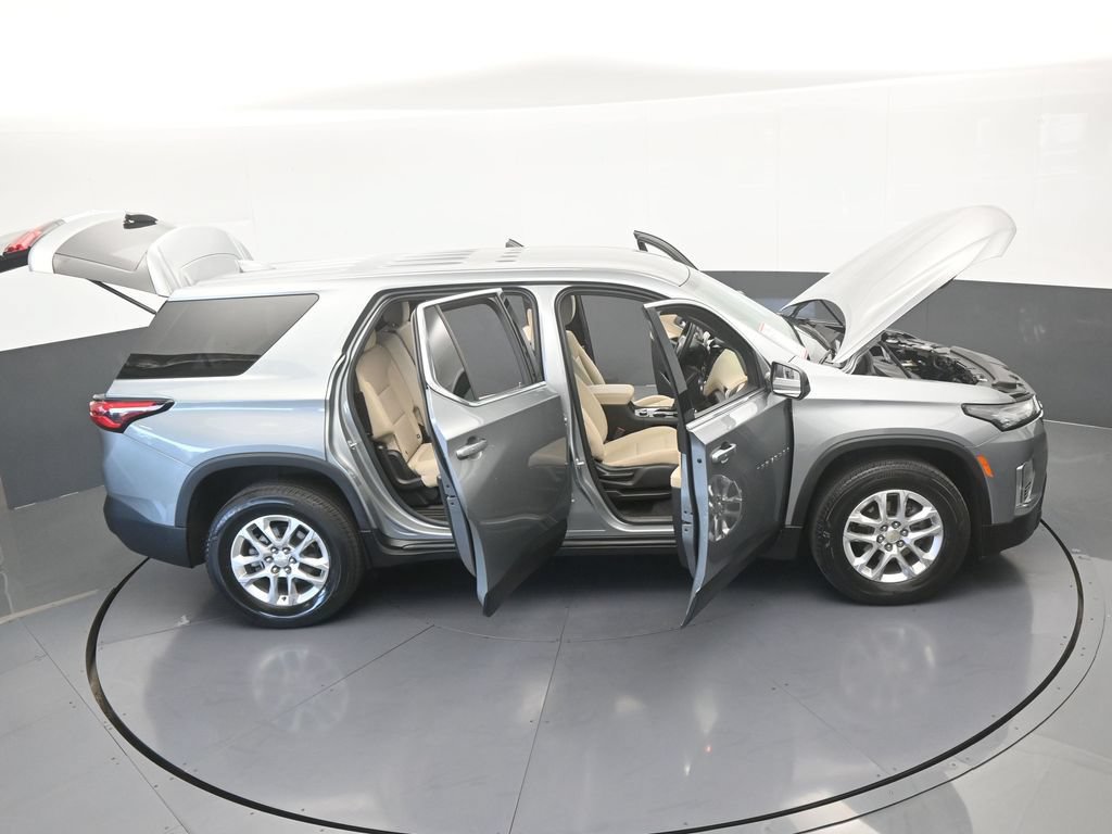 Used 2023 Chevrolet Traverse LS FWD image 65