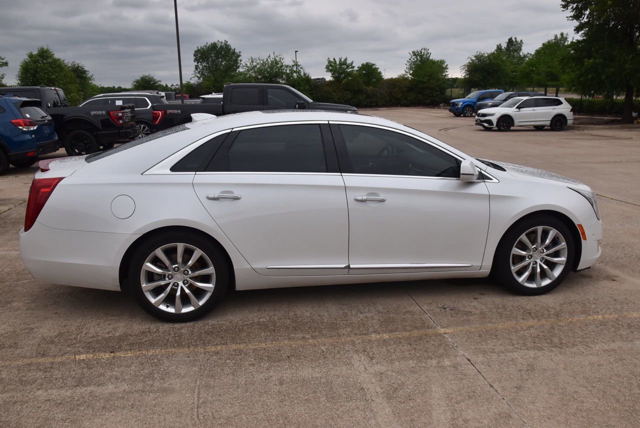 Used 2016 Cadillac XTS Luxury w/ Driver Awareness Package FWD image 5