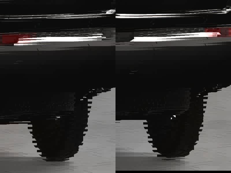 New 2025 Jeep Grand Cherokee L Laredo image 16