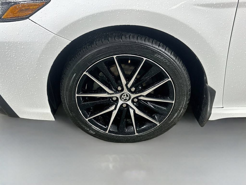Used 2023 Toyota Camry SE w/ Convenience Package FWD image 8