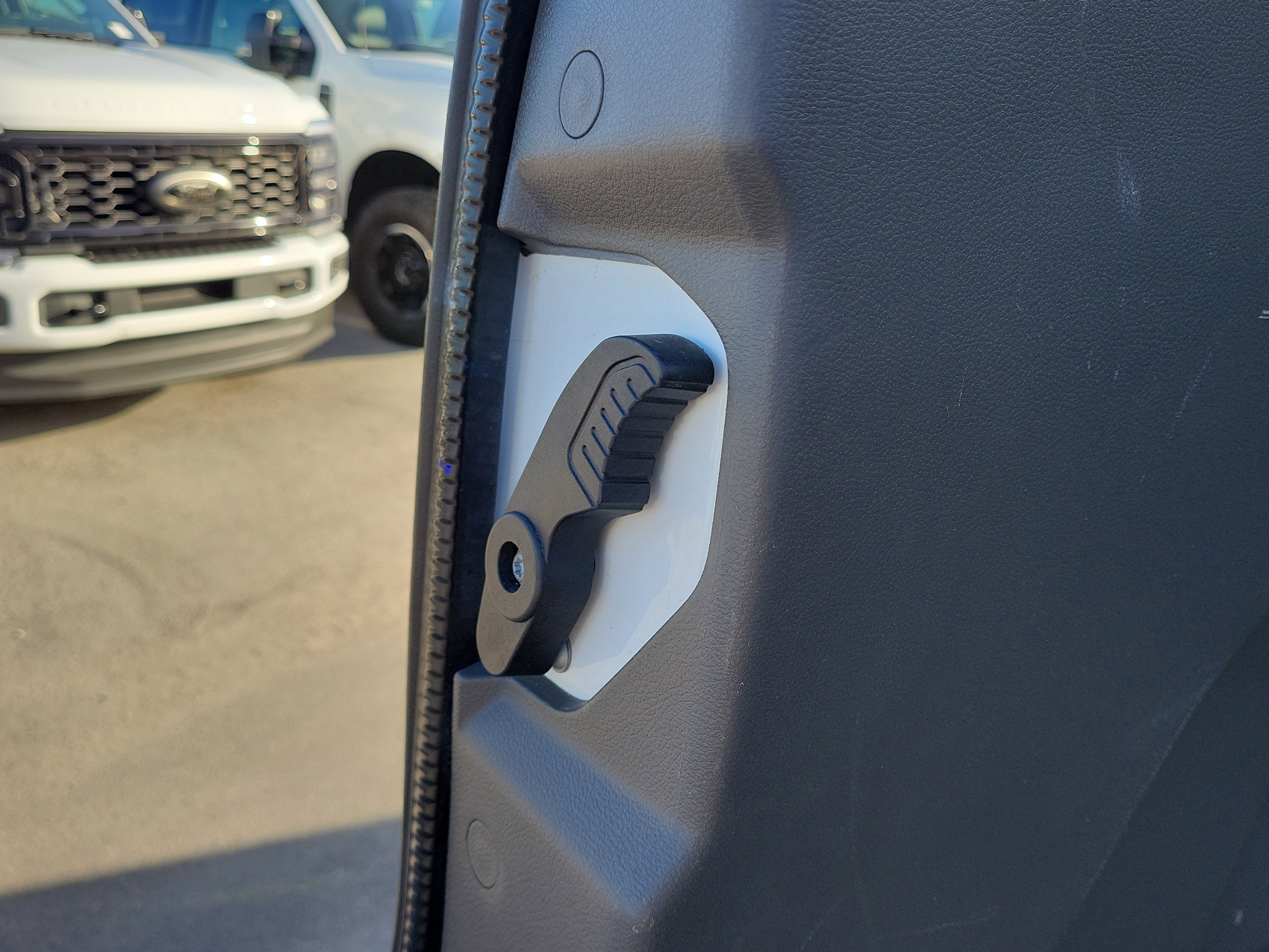 Used 2023 Ford Transit 350 XLT image 16