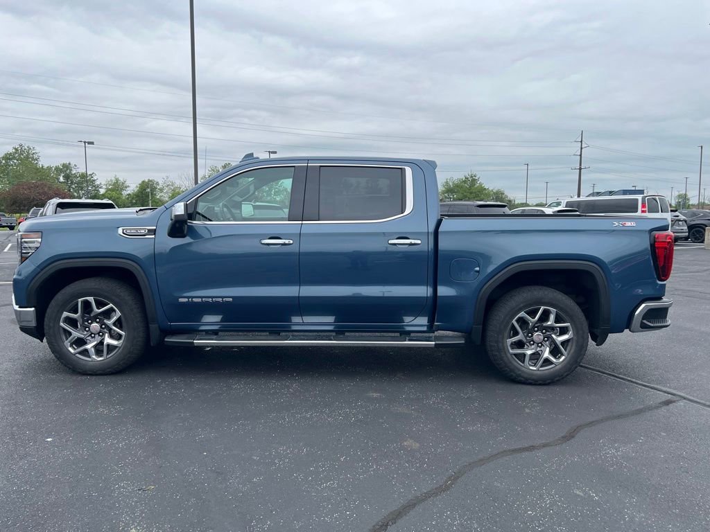 Used 2024 GMC Sierra 1500 SLT w/ SLT Premium Plus Package AWD/4WD image 3