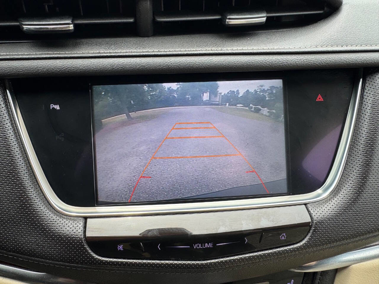 Used 2017 Cadillac XT5 Luxury w/ Driver Awareness Package image 41