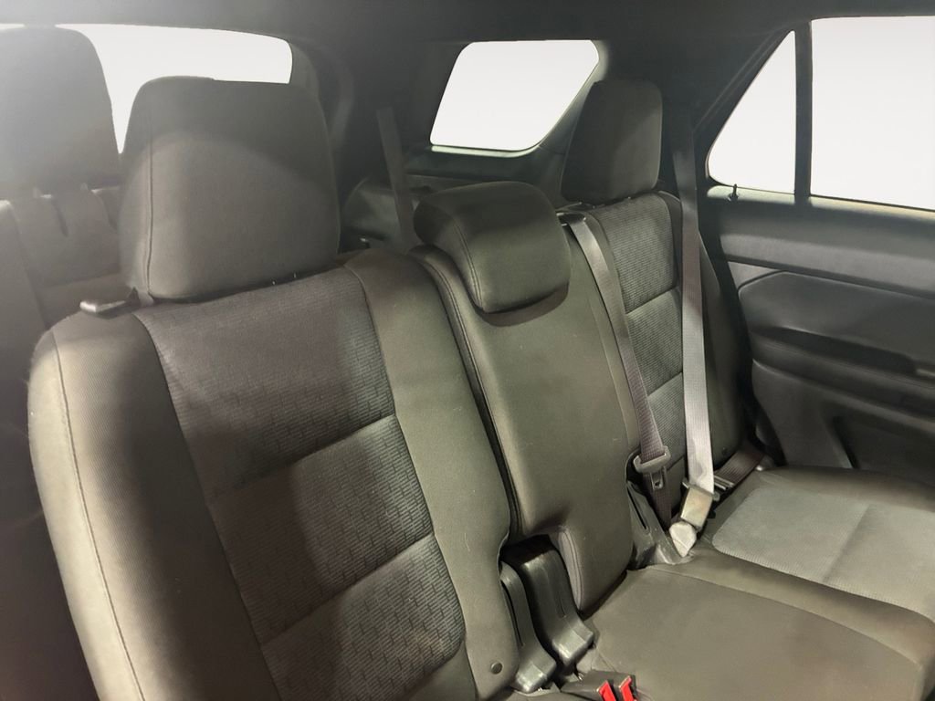 Used 2013 Ford Explorer XLT image 16