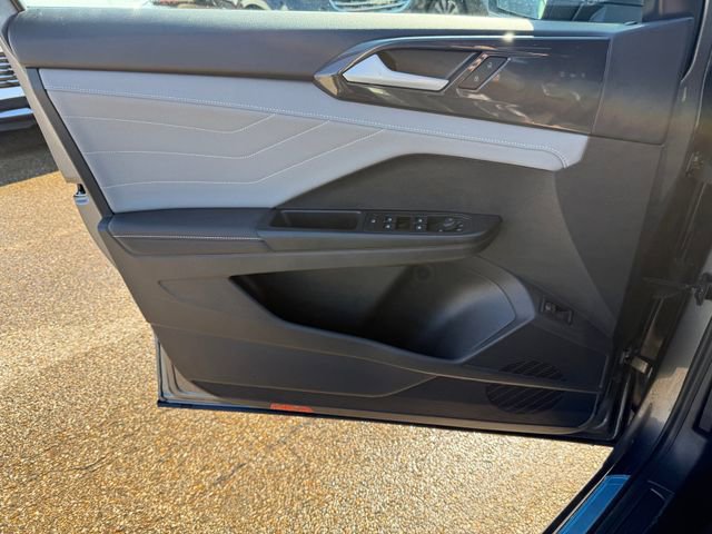 Certified 2024 Volkswagen Taos SEL image 21