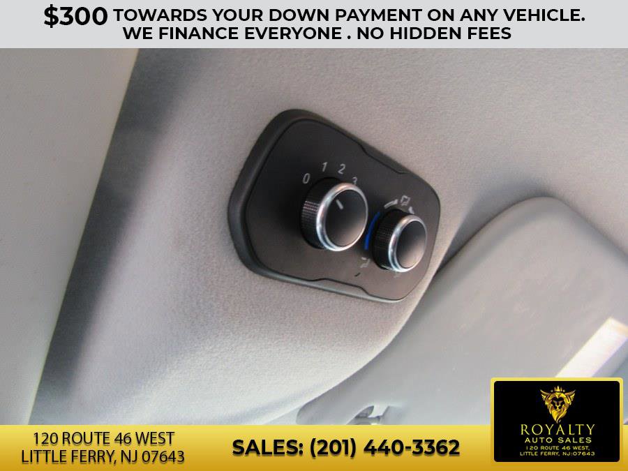 Used 2020 Ford Transit 350 XL image 14