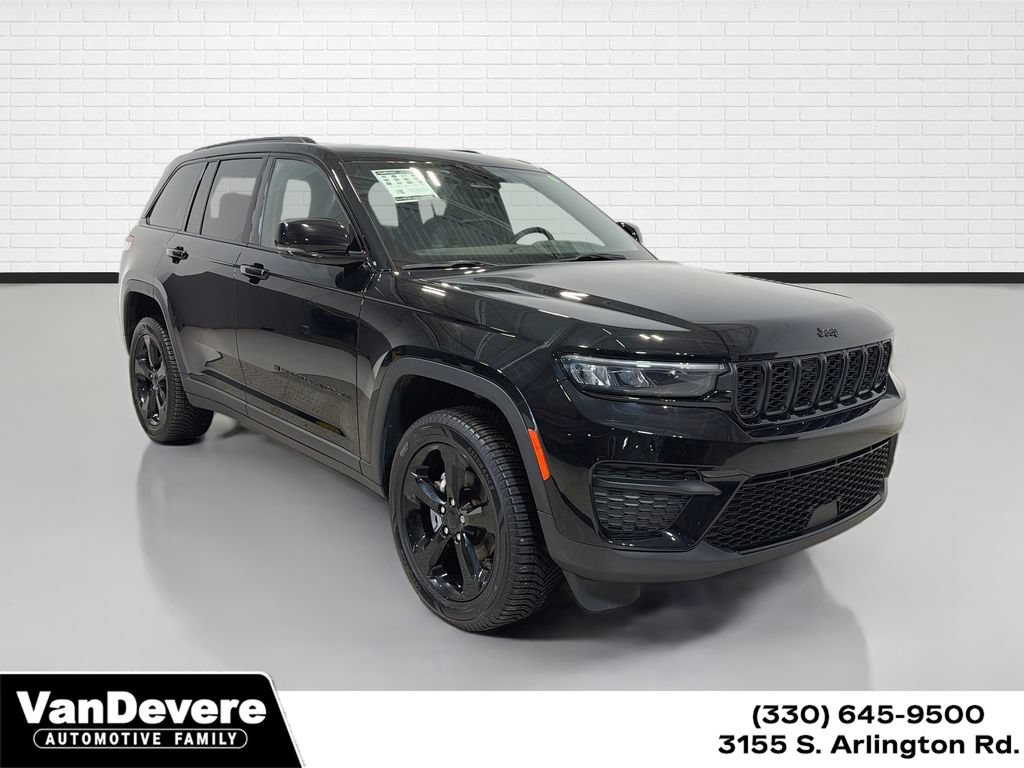 Used 2023 Jeep Grand Cherokee Altitude