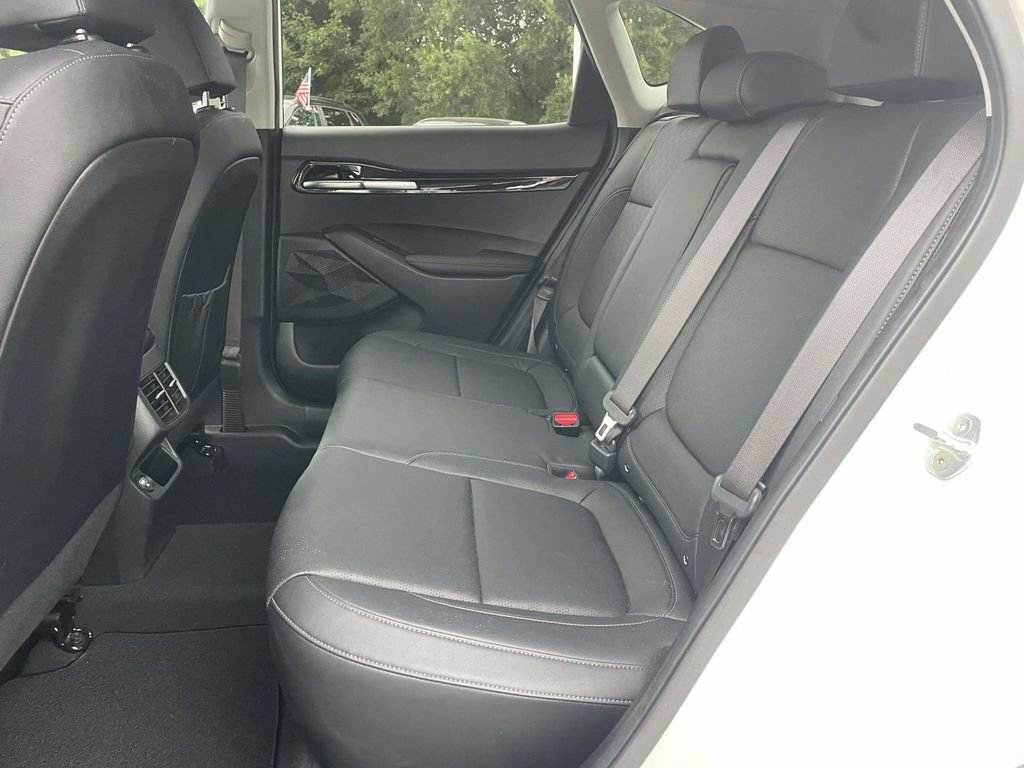 Used 2023 Kia Seltos EX AWD/4WD image 11