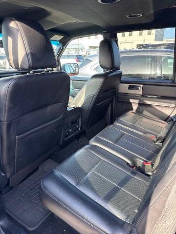 Certified 2017 Ford Expedition XLT w/ Equipment Group 202A AWD/4WD image 6