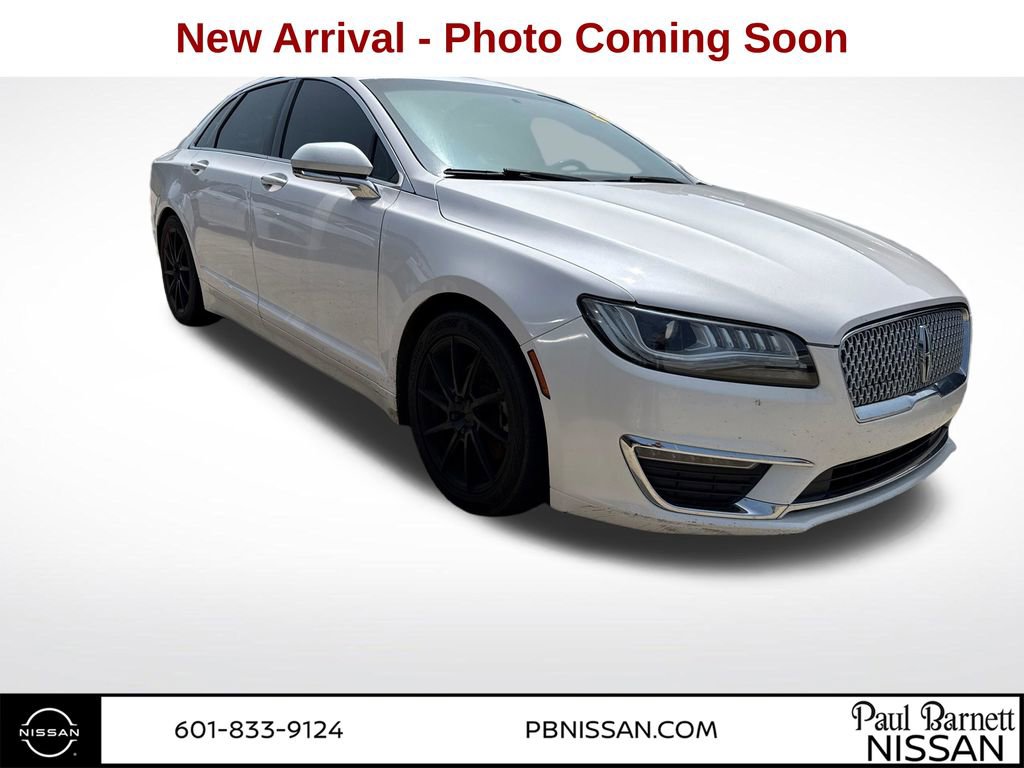 Used 2017 Lincoln MKZ Premiere FWD image 2