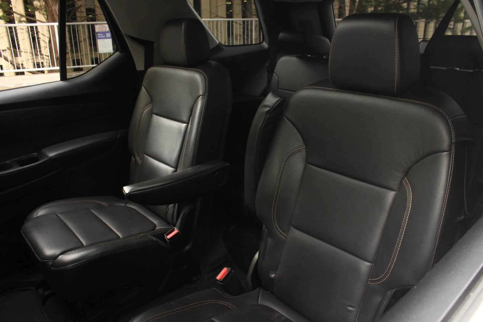 Used 2019 Chevrolet Traverse LT w/ LT Premium Package AWD/4WD image 18