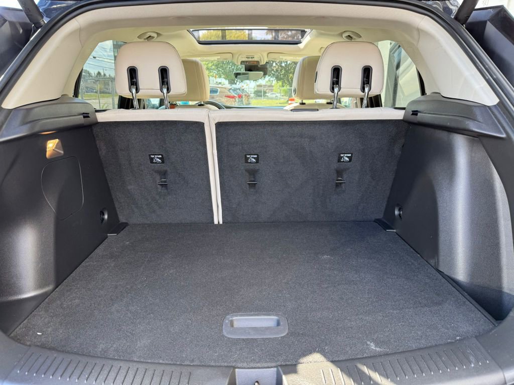 Used 2020 Buick Encore GX Essence w/ Experience Buick Package image 35