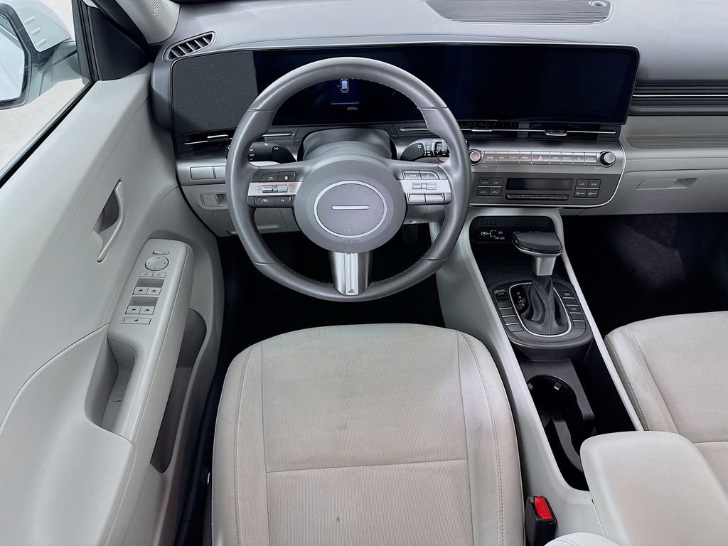 Used 2025 Hyundai Kona SEL FWD image 22