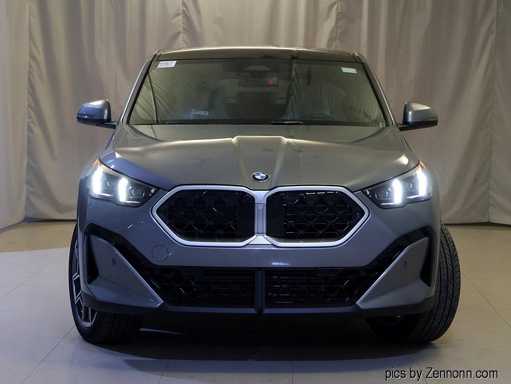 New 2026 BMW X2 xDrive28i w/ Technology Package AWD/4WD image 5