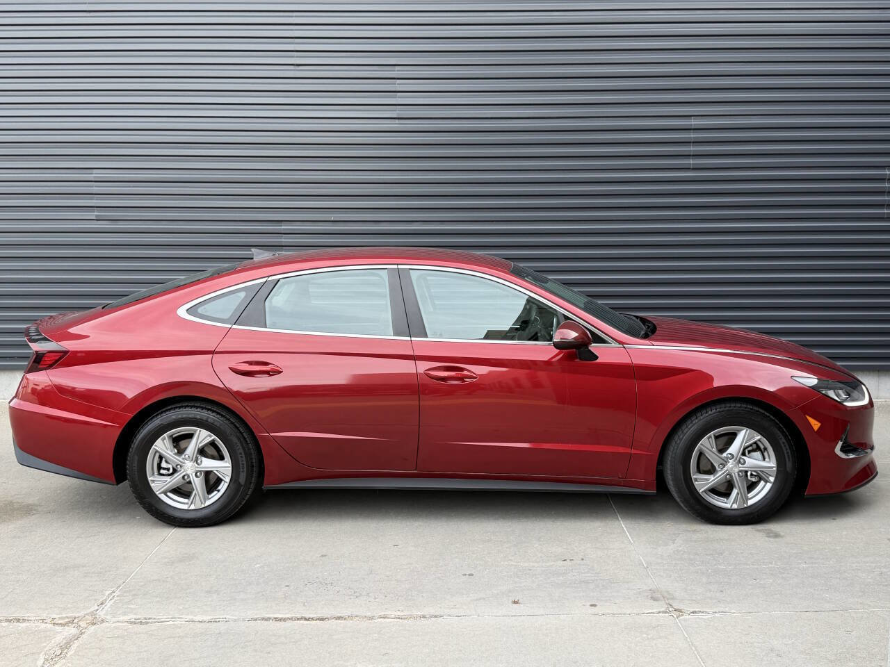 Used 2023 Hyundai Sonata SE FWD image 10