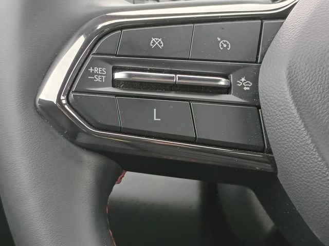 Used 2025 Chevrolet Equinox RS w/ Safety and Technology Package AWD/4WD image 18