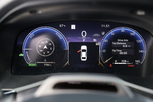 Used 2025 Toyota Camry XLE image 21