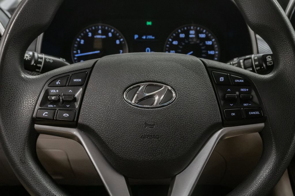 Used 2020 Hyundai Tucson Value FWD image 15