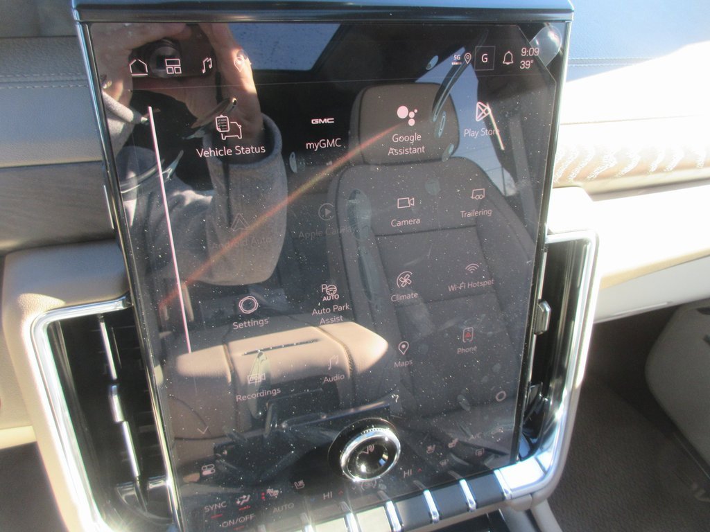 New 2026 GMC Yukon XL Denali w/ Denali Reserve Package image 20