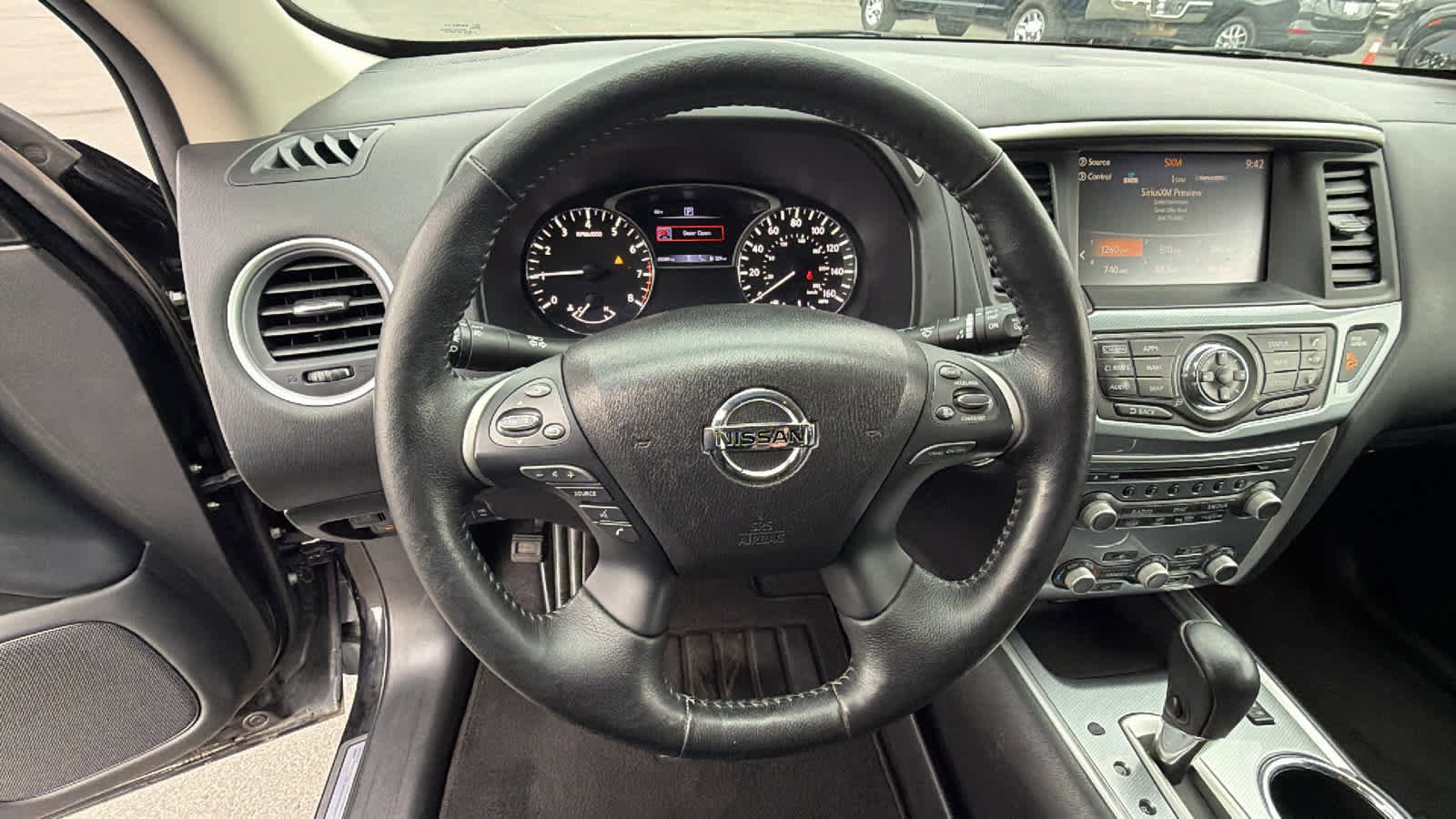 Used 2019 Nissan Pathfinder SL image 18